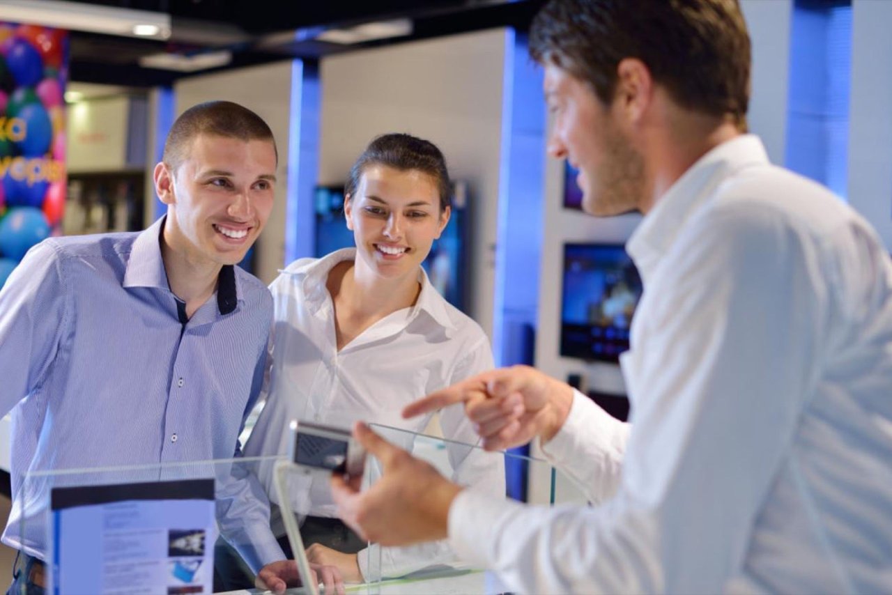 Encantando Clientes Online: A Jornada da Experiência do Cliente em Lojas Virtuais